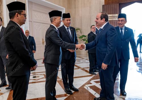 DATUK SERI ANWAR IBRAHIM