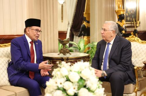 DATUK SERI ANWAR IBRAHIM