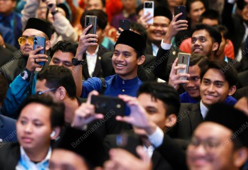 DATUK SERI ANWAR IBRAHIN