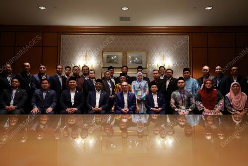 DATUK SERI ANWAR IBRAHIN