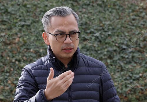 FAHMI FADZIL