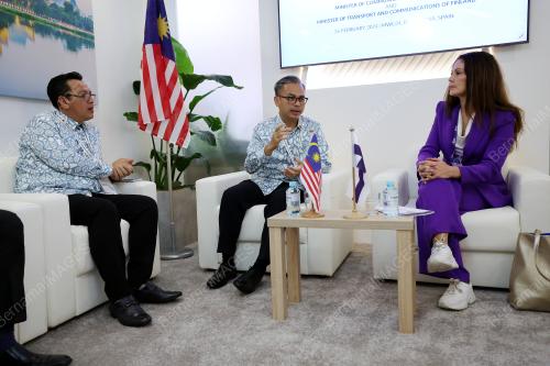 FAHMI FADZIL