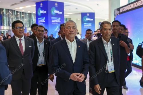 DATUK SERI FADILLAH YUSOF