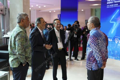 DATUK SERI FADILLAH YUSOF