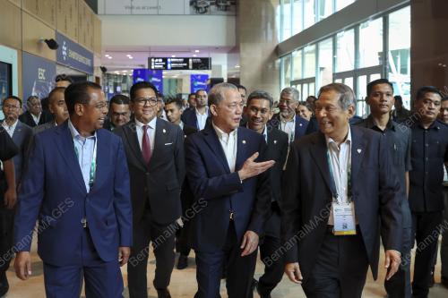DATUK SERI FADILLAH YUSOF