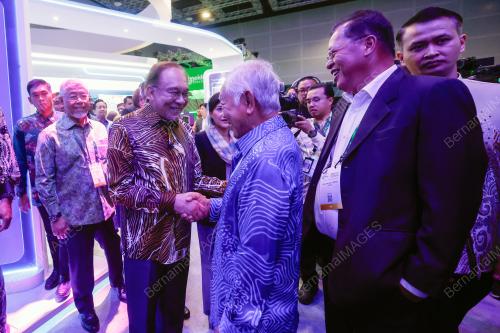 DATUK SERI ANWAR IBRAHIM