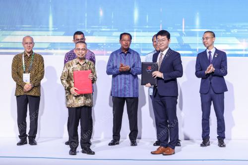 DATUK SERI ABDUL RAHMAN MOHAMAD