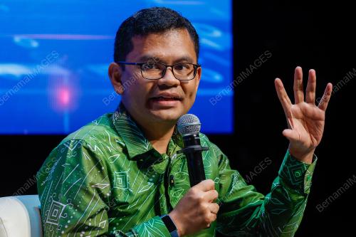 AKMAL NASRULLAH MOHD NASIR