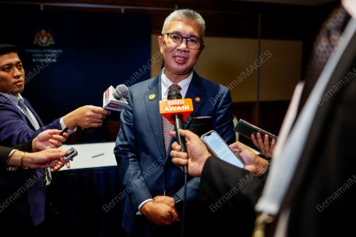 TENGKU DATUK SERI ZAFRUL AZIZ