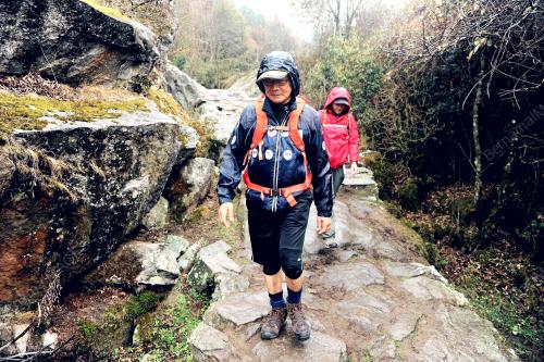 EVEREST09_05042016_PENDAKIAN_2_2