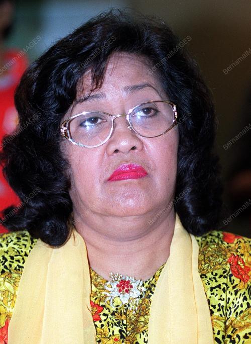 EXCO_WANITA_07012016