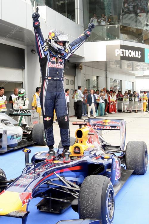 F1