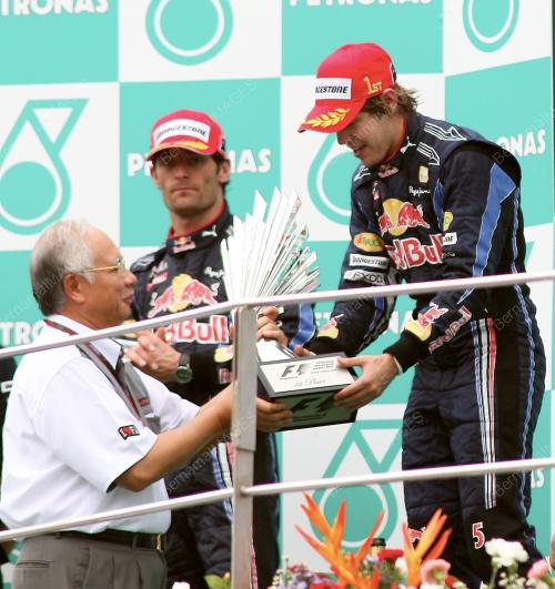 F1
