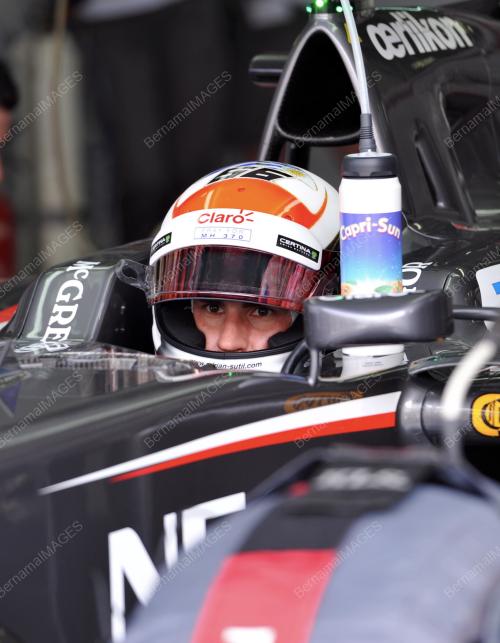 F102_28032014_F1_LATIHAN