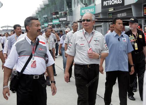DATUK SERI MOHD NAJIB TUN ABDUL RAZAK