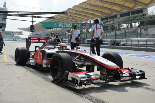 F122_23032012_F1