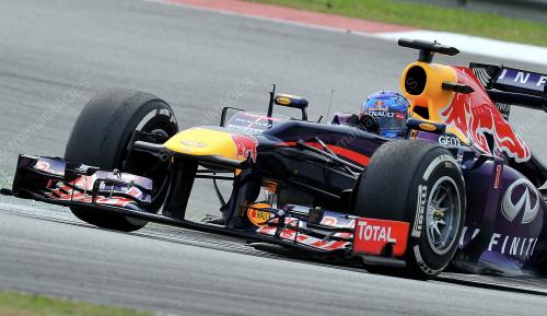 F124_23032013_F1