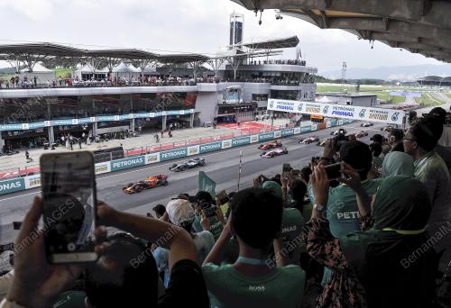 F152_01102017_F1_SEPANG