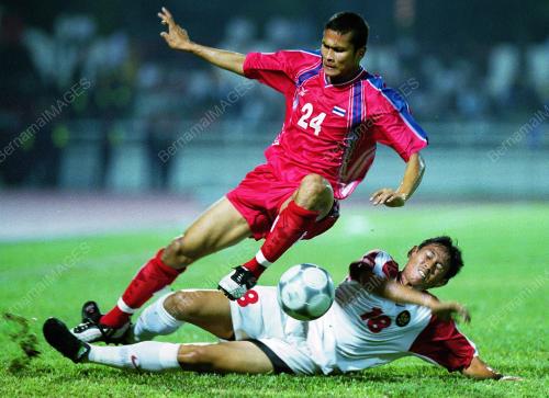 FB03-13_09_2001_FOOTBALL_02022016