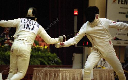 FE01-11_09_2001_FENCING_02022016