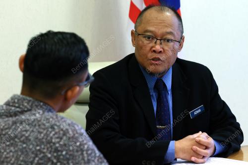DATUK ADNAN HUSSAIN