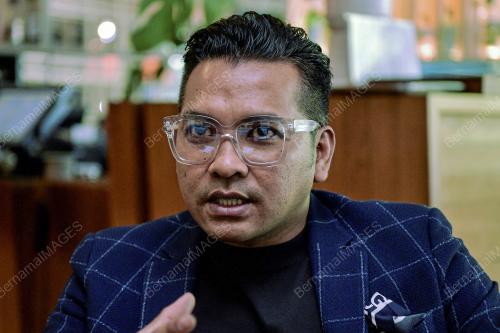 BOSTAMI AHMAD
