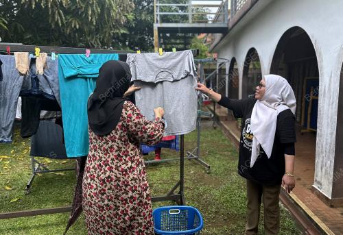 BEKAS PENAGIH