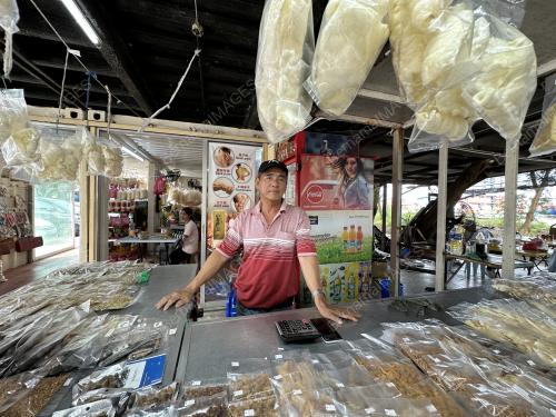 PERKAMPUNGAN NELAYAN BAGAN SEKINCHAN