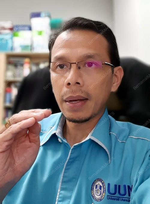 DR MOHD KHAIRIE AHMAD