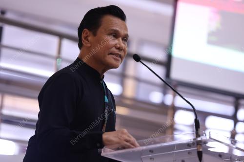 DATUK RAMLI IBRAHIM