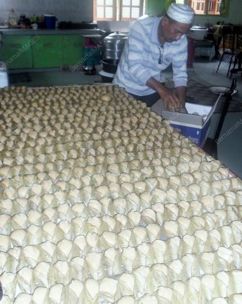 FEA01_10092012_APAM_JOHOL