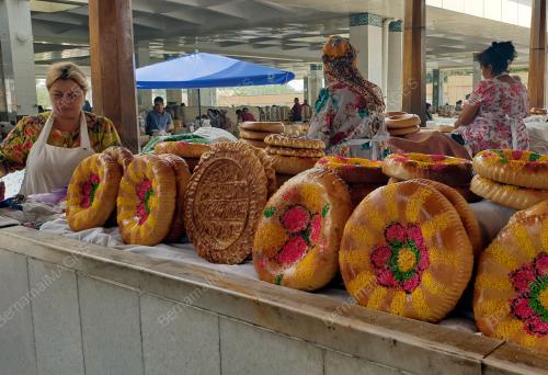 BAZAR CHOURSE TASHKENT