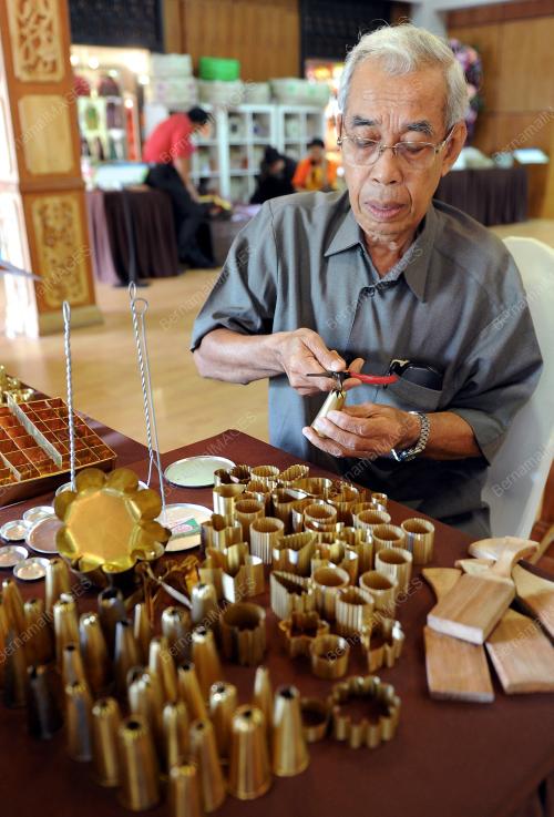 MOHD YUSOF ABAS
