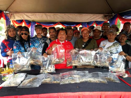 FEA01_15092018_SEPIT_BIRU