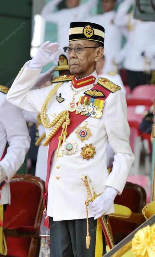 FEA01_16112016_AGONG