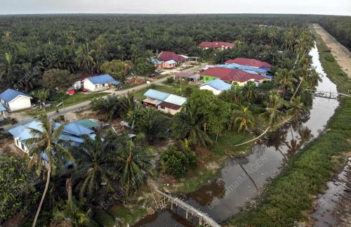 FEA01_17082018_KAMPUNG