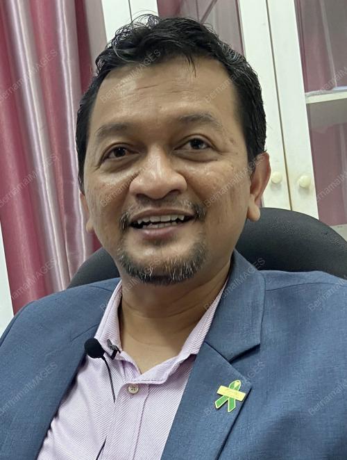 DR SHAWALUDIN HUSIN