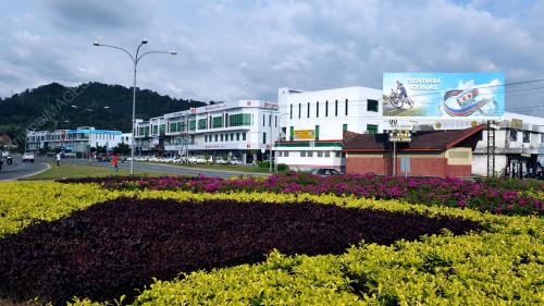 FEA01_20042012_NAIK_TARAF