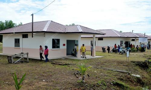 FEA01_20052013_RUMAH_RAKYAT