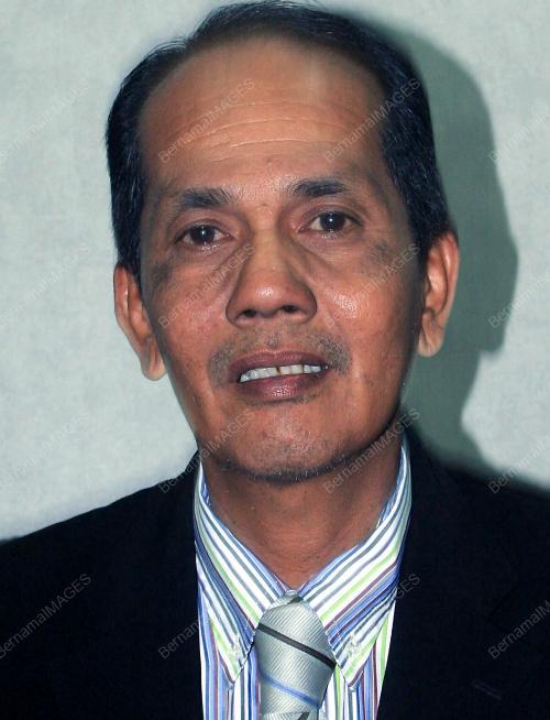 FEA01_24052012_AGONG
