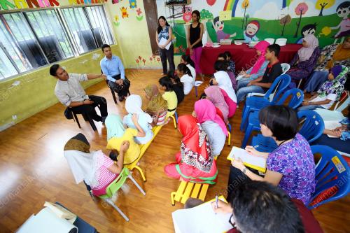 FEA01_27072015_KISAH_AZIZ