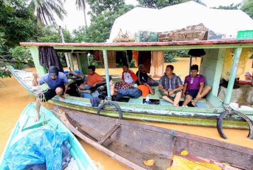 FEA01_27102015_BANJIR