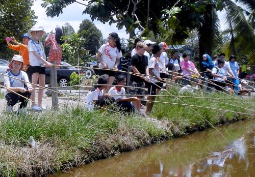 FEA01_30092012_MEMANCING