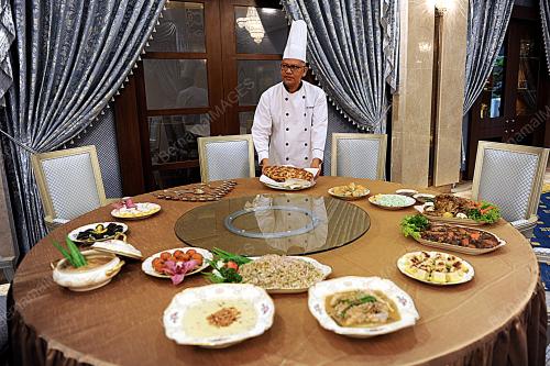 FEA02_08122016_TUKANG_MASAK