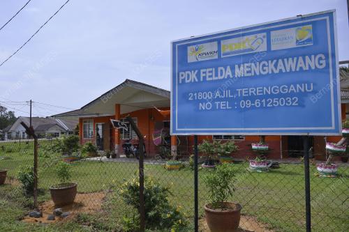 FEA02_03052018_LAPORAN_KHAS_BN201804297000