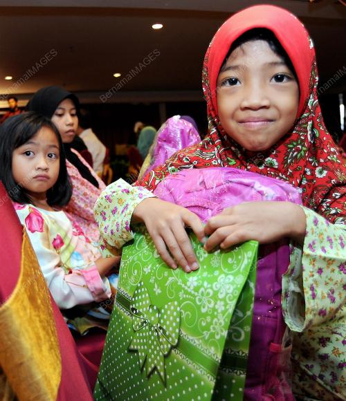 FEA02_04072014_ANAK_YATIM