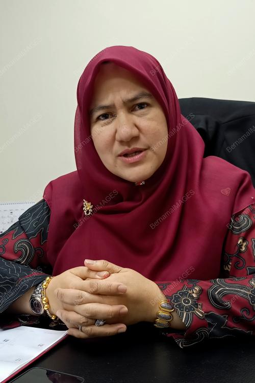 PROF MADYA DR HALIZA ABDUL RAHMAN