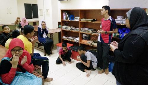 FEA02_08082016_PRIHATIN
