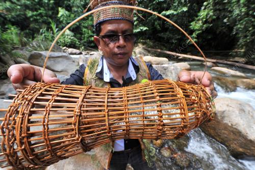 FEA02_08082017_ORANG_ASLI_POS_RAYA