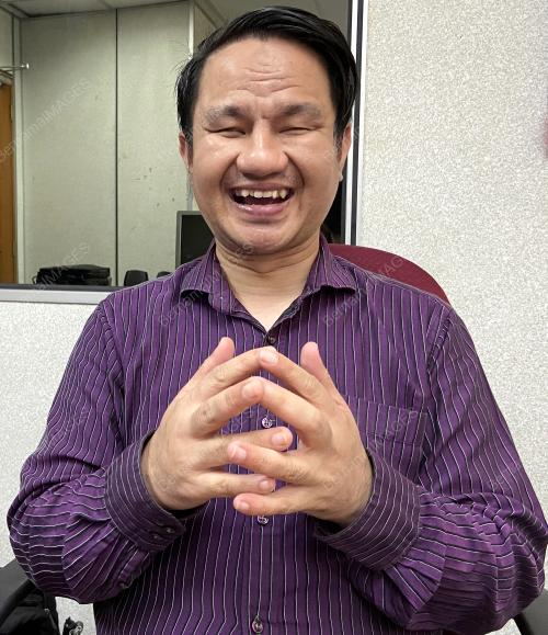 DR AHMAD SHAMSURI MUHAMAD
